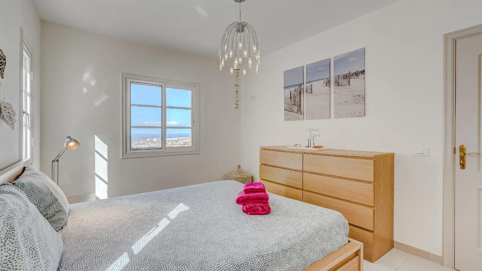 Apartment In Balcon Del Atlantico Адехе
